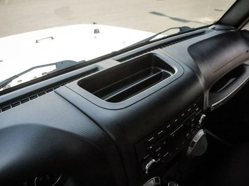 Used 2015 Jeep Wrangler Sport w/ Quick Order Package 24S AWD/4WD image 78