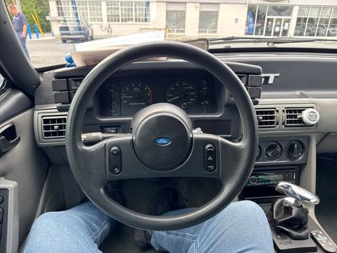 Used 1988 Ford Mustang GT RWD image 14