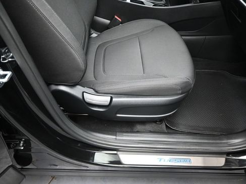 Used 2025 Hyundai Tucson SE image 29