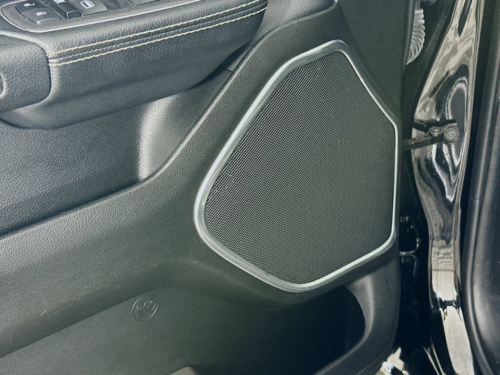 Used 2023 RAM 1500 Laramie AWD/4WD image 30