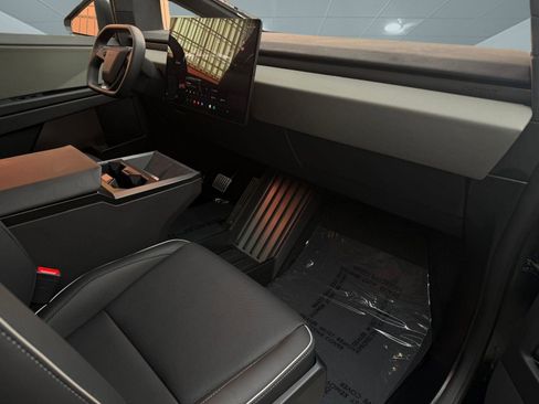 Used 2025 Tesla Cybertruck Cyberbeast image 18