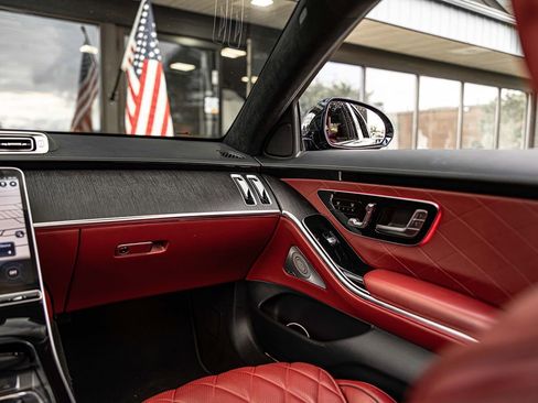 Used 2022 Mercedes-Benz S 580 4MATIC Sedan image 36