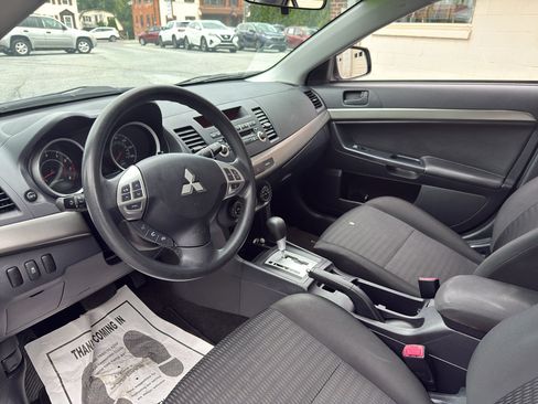 Used 2013 Mitsubishi Lancer ES FWD image 9