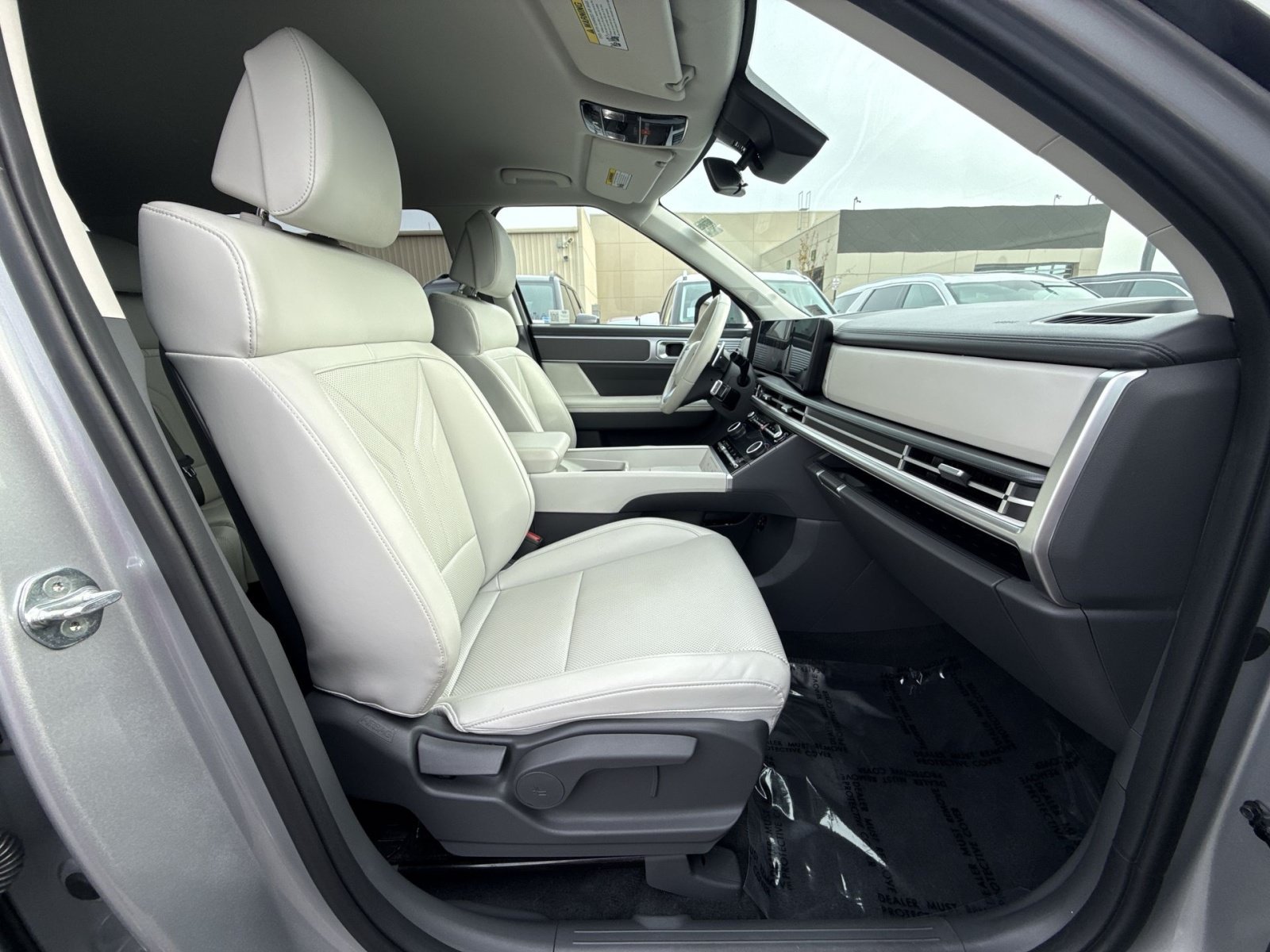 Used 2026 Hyundai Santa Fe SEL AWD/4WD image 28