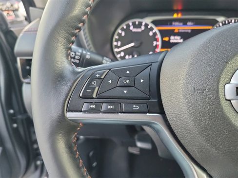 Used 2023 Nissan Sentra SR w/ Trunk Package image 17