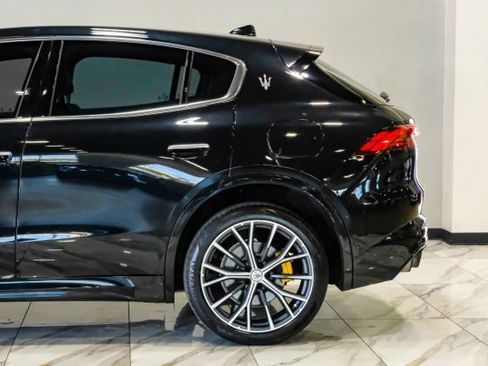 Used 2023 Maserati Grecale GT AWD/4WD image 18
