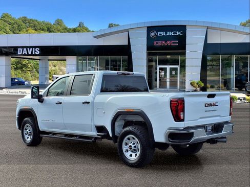 Used 2024 GMC Sierra 2500 Pro image 3