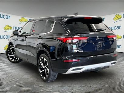 Used 2024 Mitsubishi Outlander SE