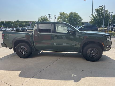New 2026 Nissan Frontier PRO-4X w/ Pro-4x Convenience Package AWD/4WD image 4