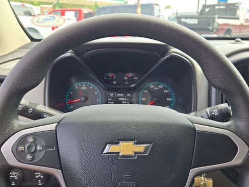 Used 2019 Chevrolet Colorado W/T w/ WT Convenience Package AWD/4WD image 31