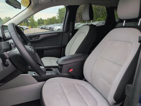 Certified 2023 Ford Escape Active AWD/4WD image 28