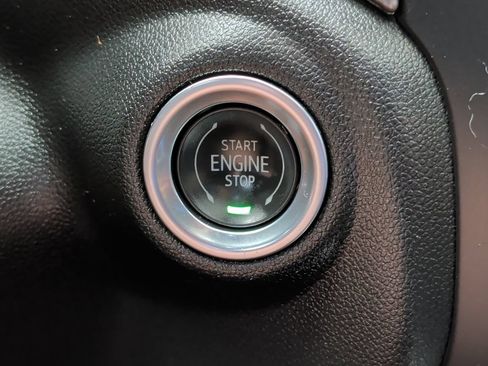 Used 2020 GMC Sierra 3500 Denali w/ Denali Ultimate Package AWD/4WD image 26