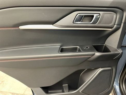 New 2026 Ford Explorer ST-Line w/ ST-Line Street Pack image 23