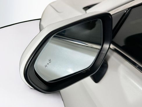 Used 2020 Toyota Avalon Limited w/ Advanced Safety Package FWD image 16