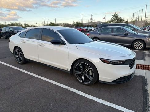 Used 2023 Honda Accord Sport image 5