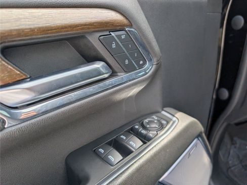 Used 2024 Chevrolet Silverado 2500 High Country w/ High Country Premium Package AWD/4WD image 13