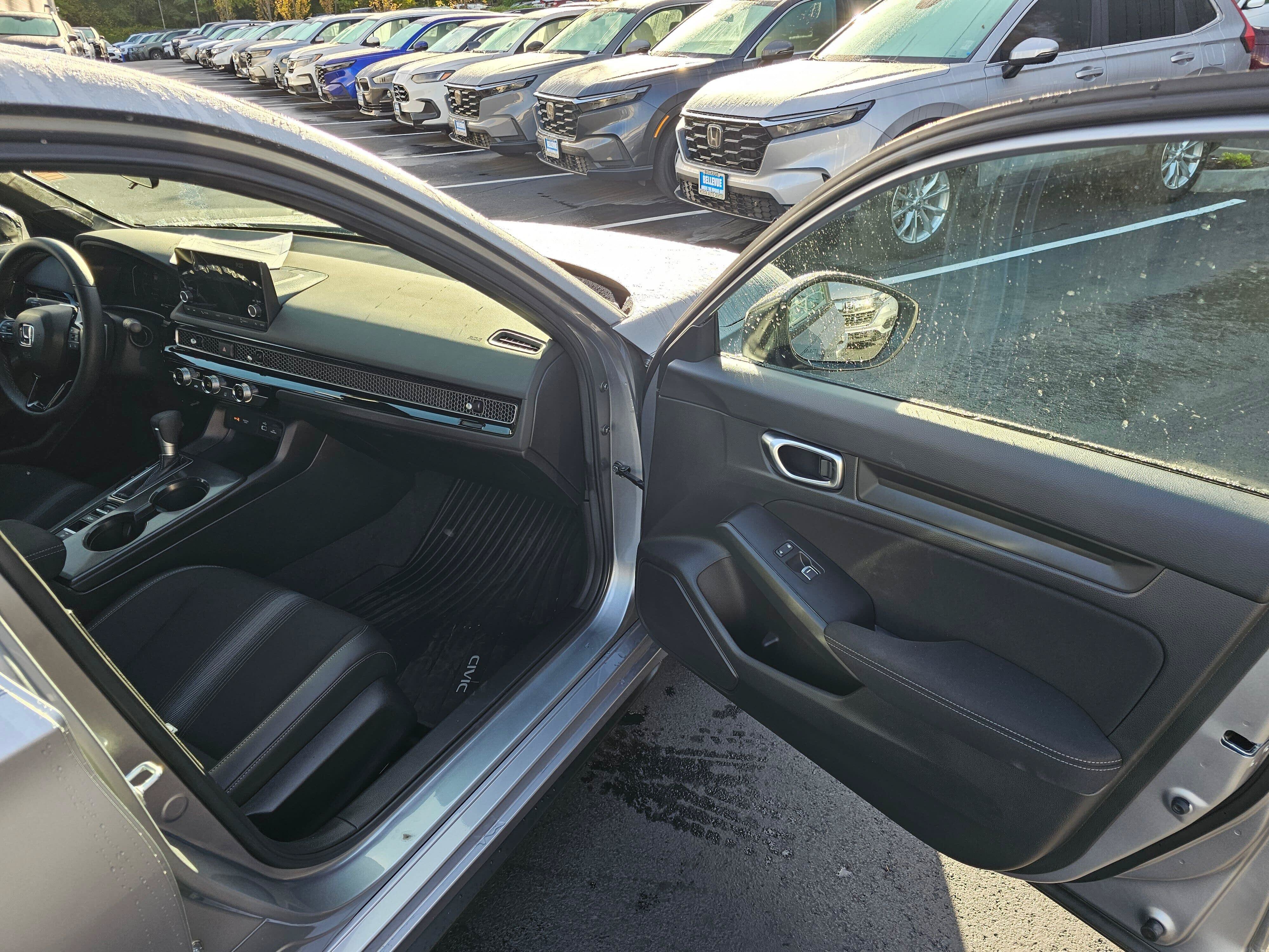 Used 2024 Honda Civic Sport image 12