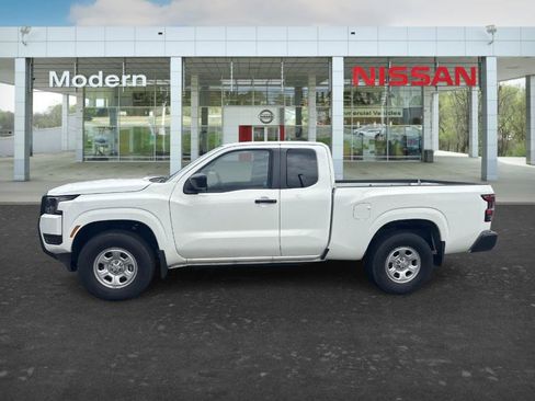 Certified 2025 Nissan Frontier S AWD/4WD image 17