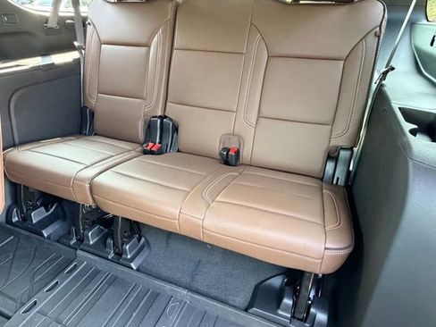 New 2026 Chevrolet Suburban High Country RWD image 16