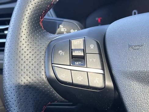 Certified 2024 Ford Escape ST-Line w/ Tech Pack #1 AWD/4WD image 28