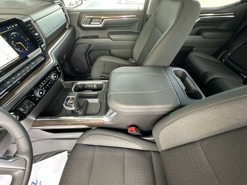 Used 2023 Chevrolet Silverado 1500 LT Trail Boss w/ Protection Package AWD/4WD image 36