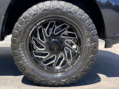 Used 2017 RAM 1500 Express w/ Express Value Package AWD/4WD image 14