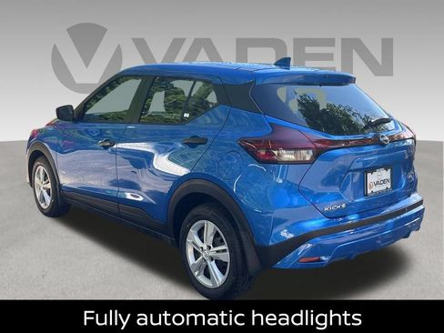 Certified 2023 Nissan Kicks SV FWD image 12