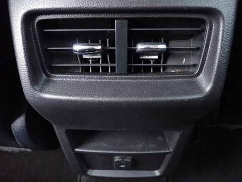 Used 2017 Ford Edge SEL w/ Equipment Group 201A image 19