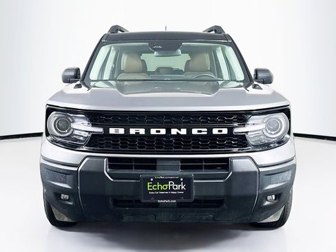 Used 2025 Ford Bronco Sport Outer Banks AWD/4WD image 2