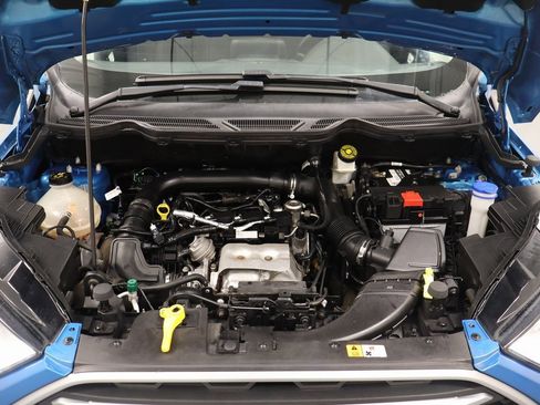 Used 2019 Ford EcoSport SE image 12