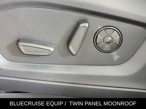 Used 2025 Ford Explorer ST AWD/4WD image 14