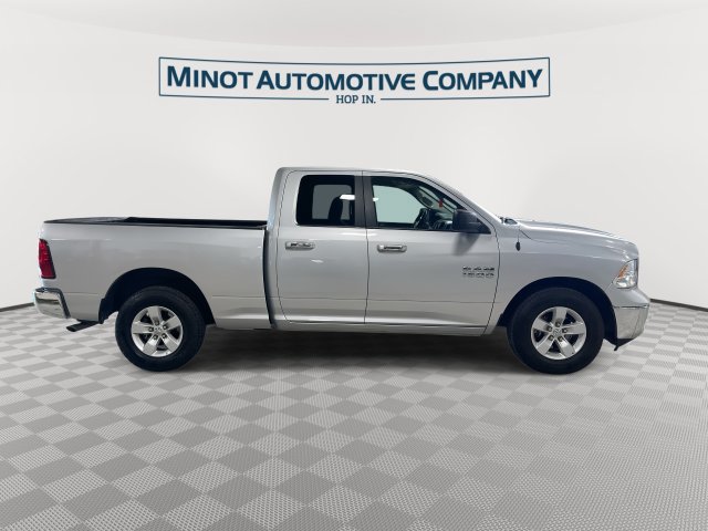 Used 2017 RAM 1500 Classic SLT RWD image 10