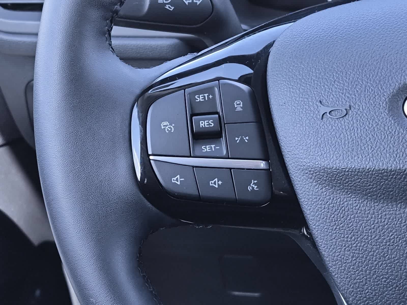 Used 2024 Ford Escape Active w/ Tech Pack #1 AWD/4WD image 23
