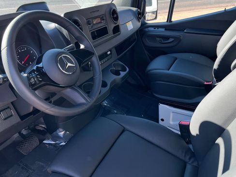 New 2026 Mercedes-Benz Sprinter 2500 image 11