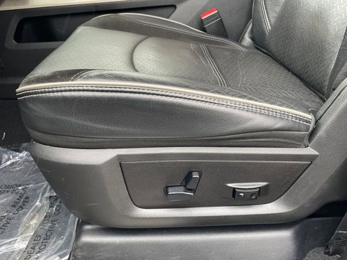 Used 2020 RAM 3500 Laramie image 10