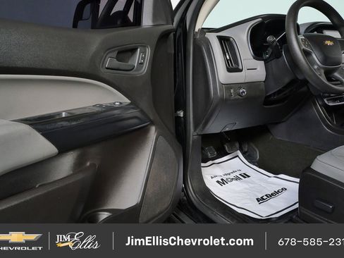 Used 2016 Chevrolet Colorado W/T w/ WT Convenience Package RWD image 7