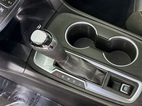 Used 2020 Chevrolet Equinox Premier w/ Premier Redline Edition image 20