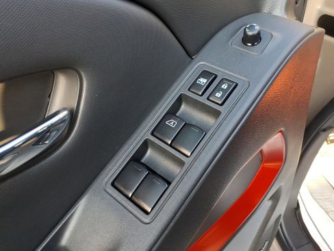 Used 2023 Nissan Frontier PRO-4X w/ Pro-4X Premium Package AWD/4WD image 13