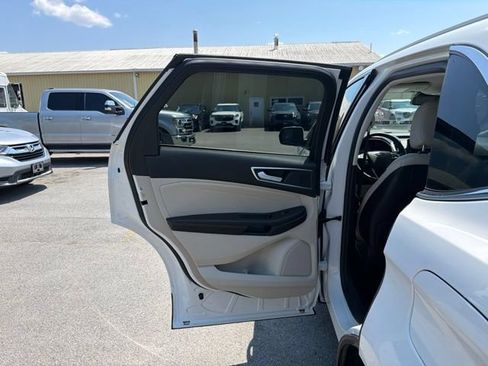 Used 2023 Ford Edge Titanium AWD/4WD image 45