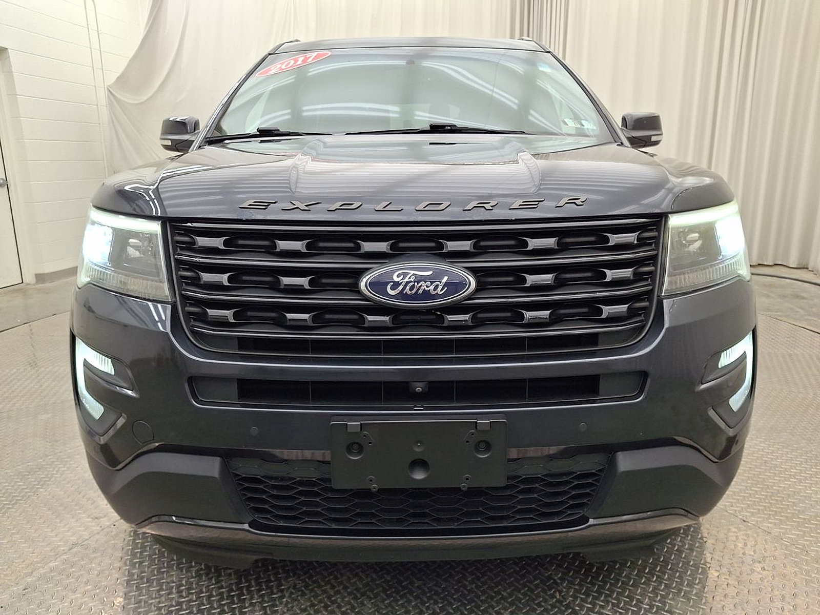 Used 2017 Ford Explorer Sport w/ Equipment Group 401A AWD/4WD image 32