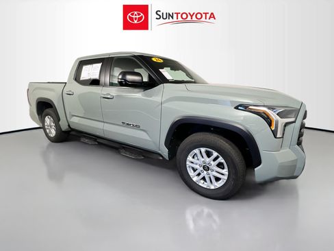 Used 2026 Toyota Tundra SR5 w/ SR5 Premium Package RWD image 1
