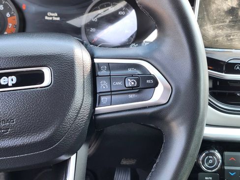 Used 2023 Jeep Compass Limited AWD/4WD image 27