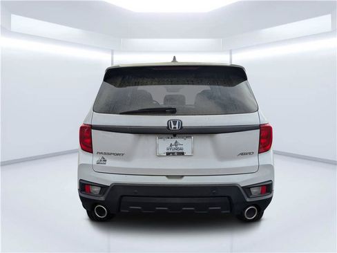 Used 2023 Honda Passport EX-L image 4