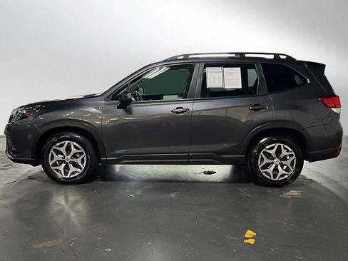 Used 2024 Subaru Forester Premium AWD/4WD image 6