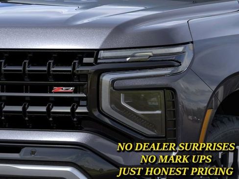 New 2026 Chevrolet Suburban Z71 w/ Comfort Package AWD/4WD image 10