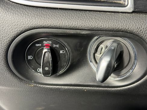 Used 2018 Porsche Macan GTS image 19