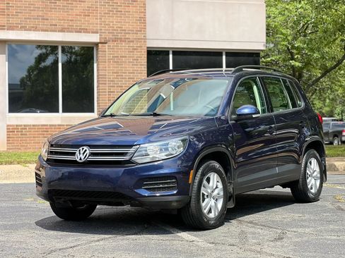 Used 2016 Volkswagen Tiguan S FWD image 1