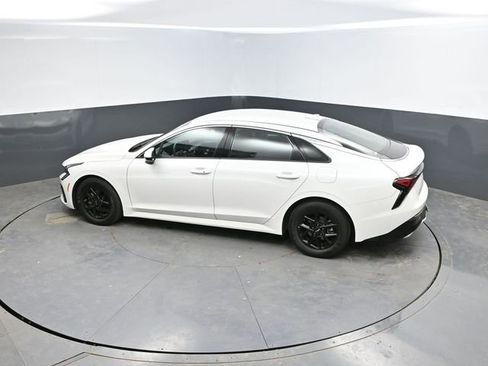 Used 2025 Kia K5 LXS FWD image 39