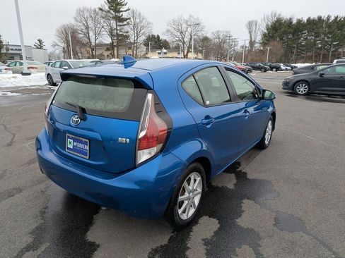 Used 2016 Toyota Prius C Three image 5