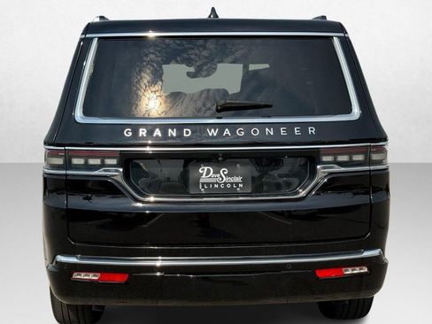 Used 2024 Jeep Grand Wagoneer Series I AWD/4WD image 6